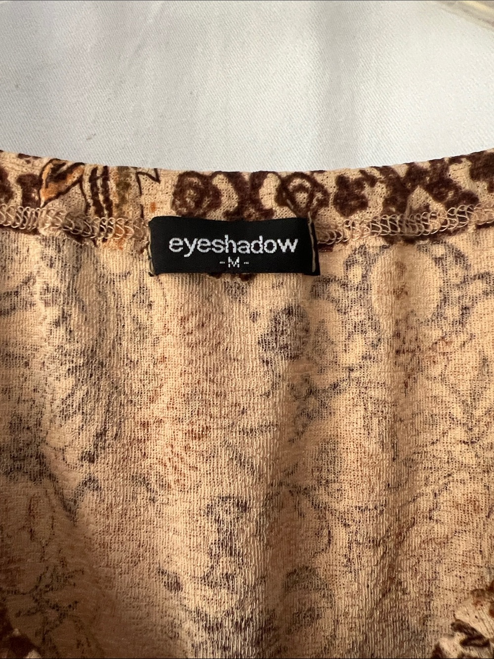 Eyeshadow Brown Floral Velvet Bell-Sleeve Top - Picture 2 of 5